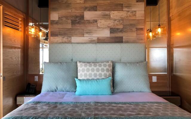 Pinnacle Resorts 179 - Adults Only