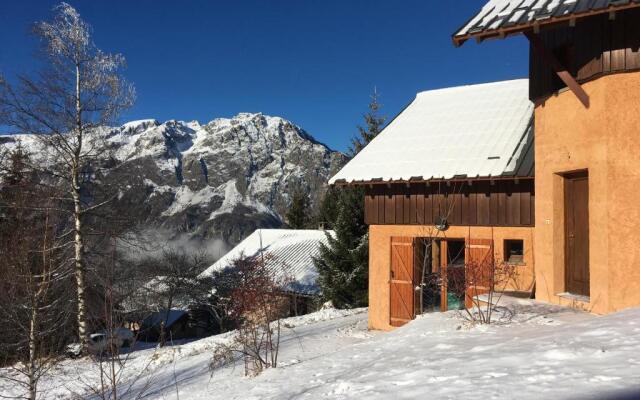 Chalet Rouge ou Blanc