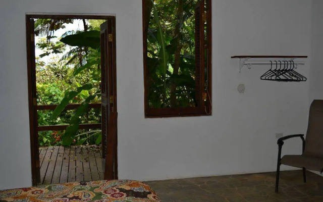 El Hotelito at The Rainforest Experience Farm