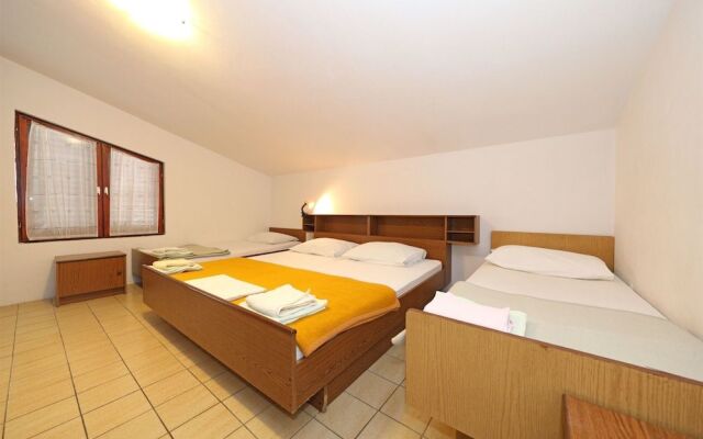 Rooms Ante