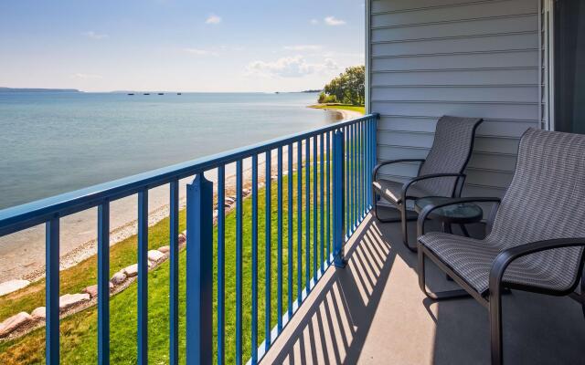 Best Western Harbour Pointe Lakefront