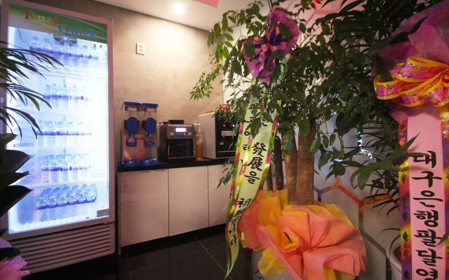 Daegu Dongseong-ro Nana