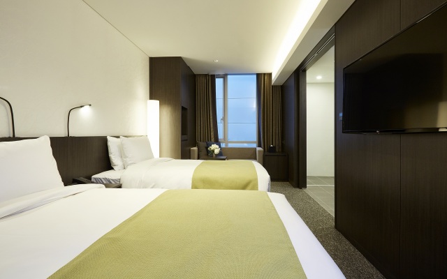 Nine Tree Premier Hotel Myeongdong II