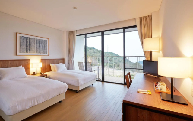 Margherita Goto Islands Resort Hotel – Guest Rooms – Shinkamigoto