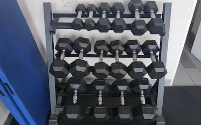 Comfortable Loft With Gym In Independence