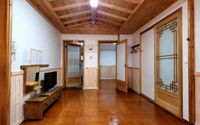 Jeonju Hanok Tobagi Pension