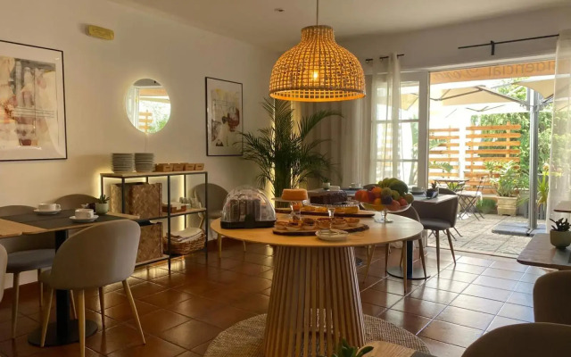 Hotel Residencial Dora