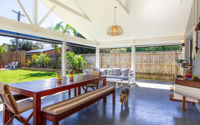 Spinnaker - Family Getaway - 2mins Walk to Beach