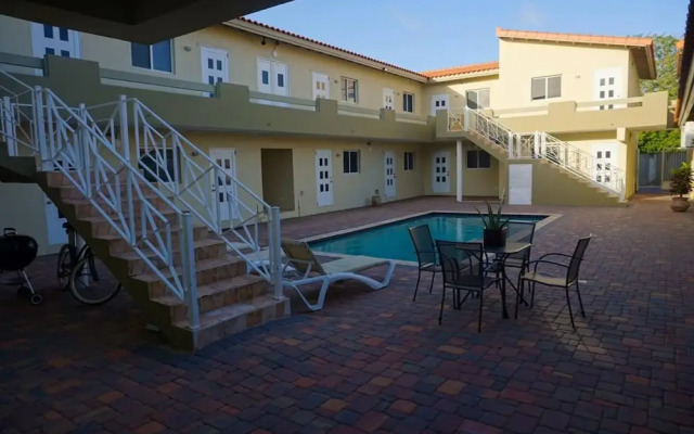Hacienda Apartments near the beach