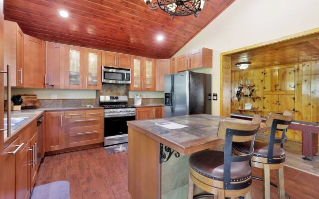 Top Notch Lodge#2056