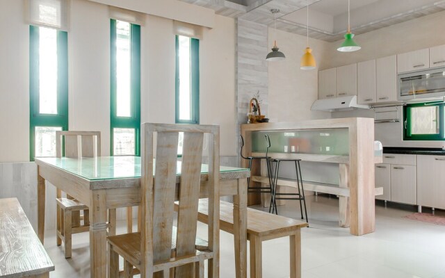 Kula House