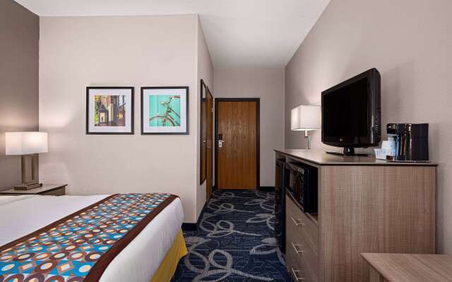 Baymont by Wyndham Waterloo