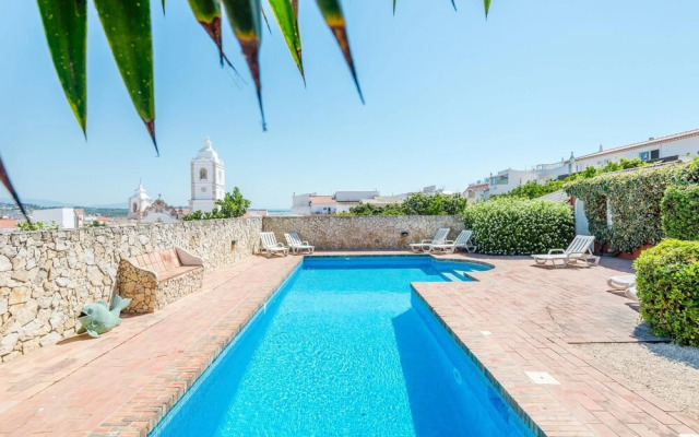 Casa Omlandia With Pool - Lagos Old Town