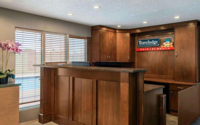 Travelodge by Wyndham Calgary South