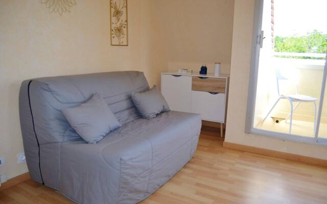 Studio in Villers-sur-mer, With Wonderful Lake View and Balcony