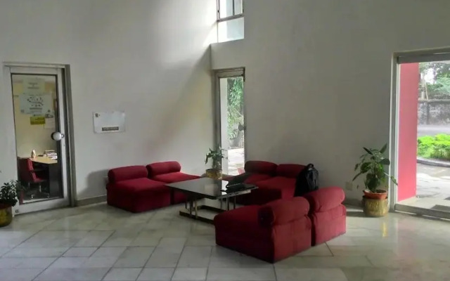 OYO 33385 Hotel Mandakini