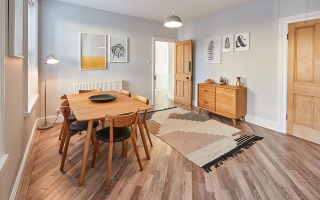 Host Stay Cheviot House