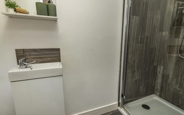 Itsimple Stay Suites