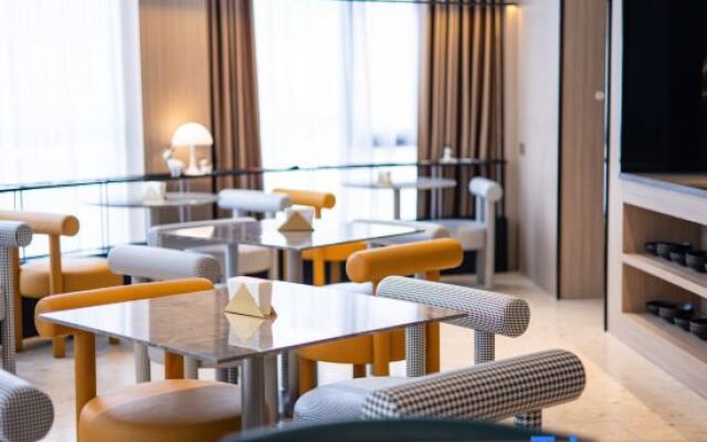 NINHAO Hotel (Shanghai Xujiahui Sixth Hospital)