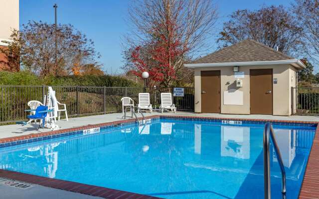 Comfort Inn Smithfield near I-95