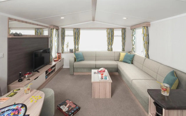 Three Bedroom Instow Caravan