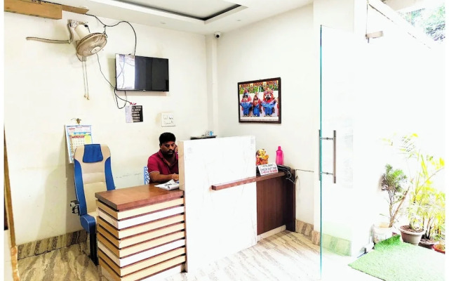 Hotel SR Near Temple Sea Beach Puri