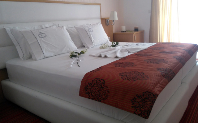 Santa Quaranta Premium Resort