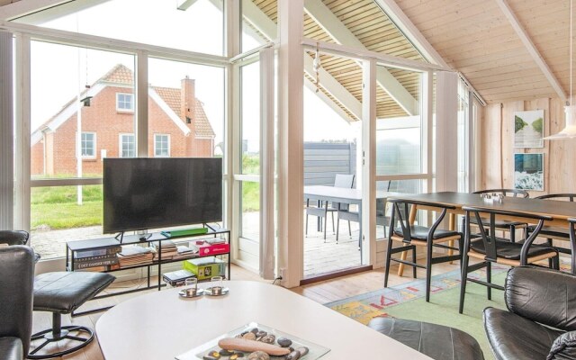 7 Person Holiday Home in Harboore-by Traum