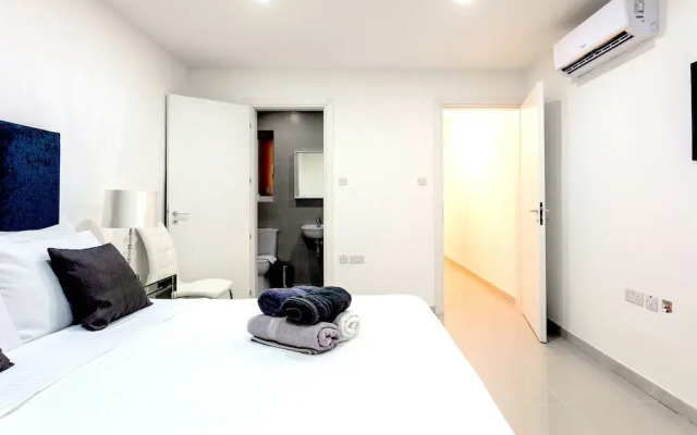 Saint Julian's - Spinola Bay Apartment