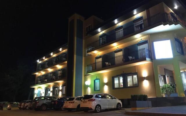 Hostal Esteba