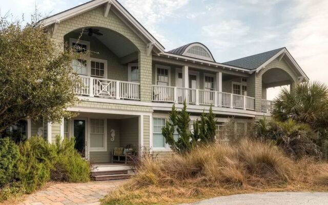 Bella Vista 6 Bedroom Holiday Home By Bald Head Island