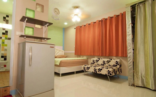 Porndhakul Place 2