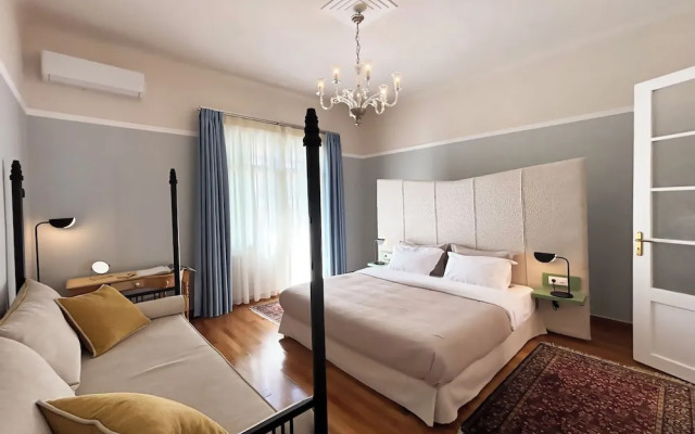 Live in Athens PANGRATI Fine Residence