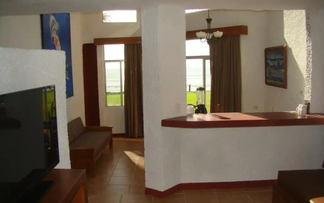 Puerto Nuevo Baja Hotel & Villas
