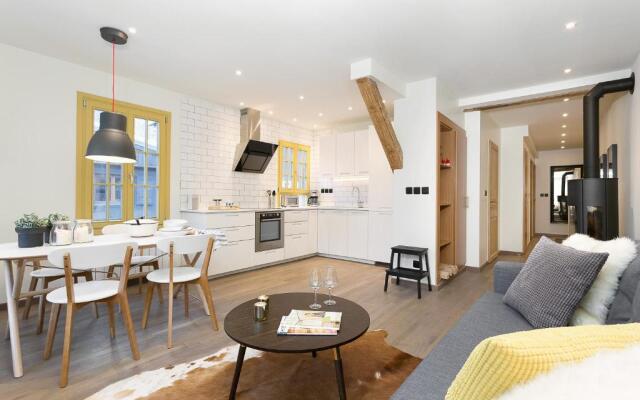 CHALET SUISSE - Alpes Travel - Central Chamonix - sleeps 4