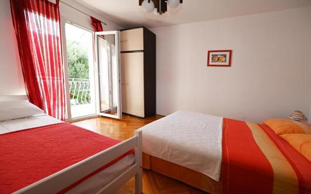 Mihovilovic - 50 m from beach - A2(6+1)