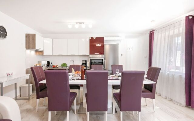 Spacious Holiday Home With Private Pool in Rovinj