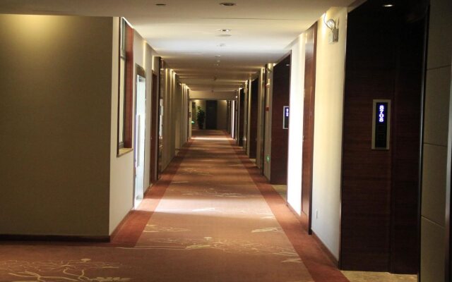 Zhongfei Grand Sky Light Hotel