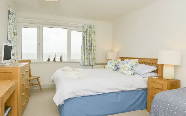 17 Burgh Island Causeway
