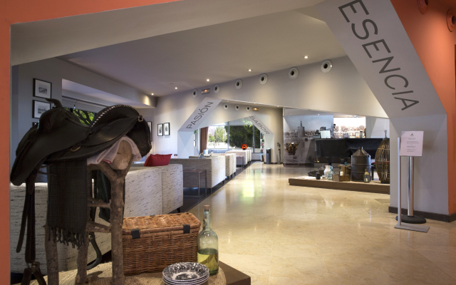 Hotel Ribera de Triana - REOPENING!