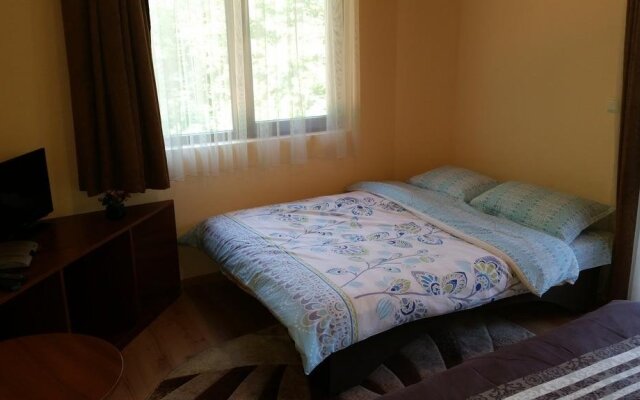 Semeen Hotel Han Dyavolski Vodi