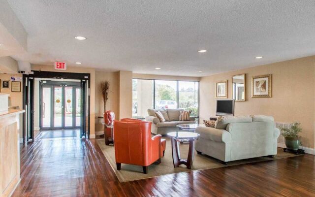 Quality Inn & Suites Ridgeland