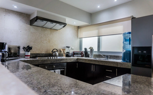 Casa Coral - Luxury Condos