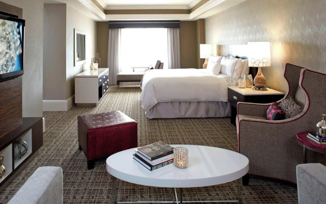 Renaissance Atlanta Waverly Hotel & Convention Center