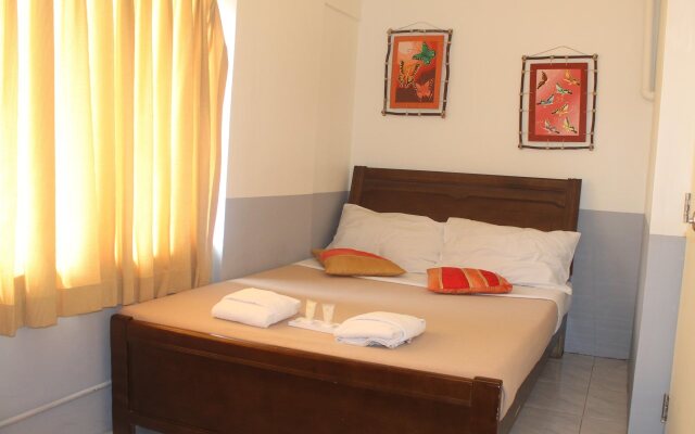 Roger's Place Hotel