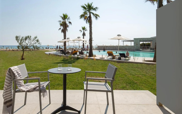 Portes Lithos Luxury Resort