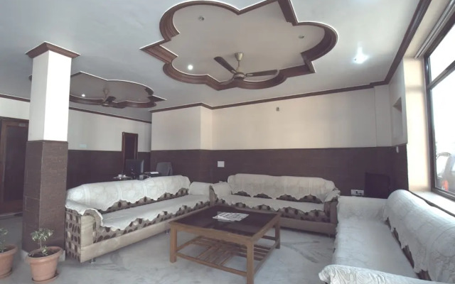OYO 22799 Devi Mahal