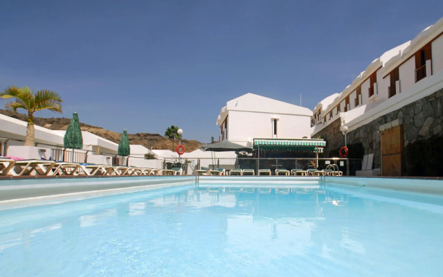 Apartamentos Montecarlo