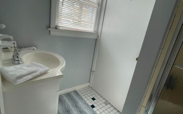 Blue Sunsets Cozy Retreat