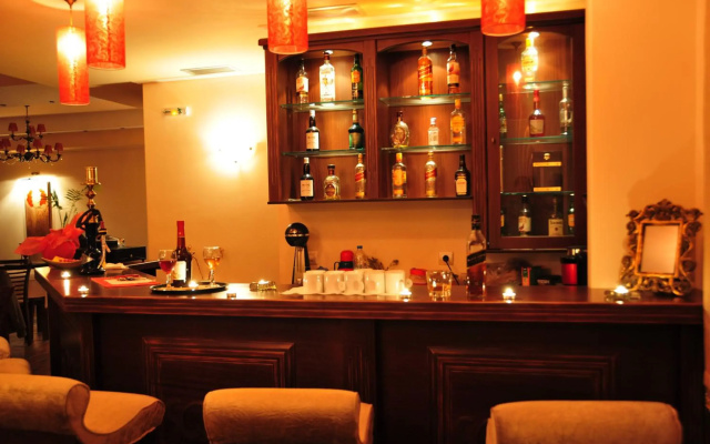 Gogos Hotel